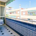 Piso De 2 Dormitorios Playa Bajadilla Marbella Centro